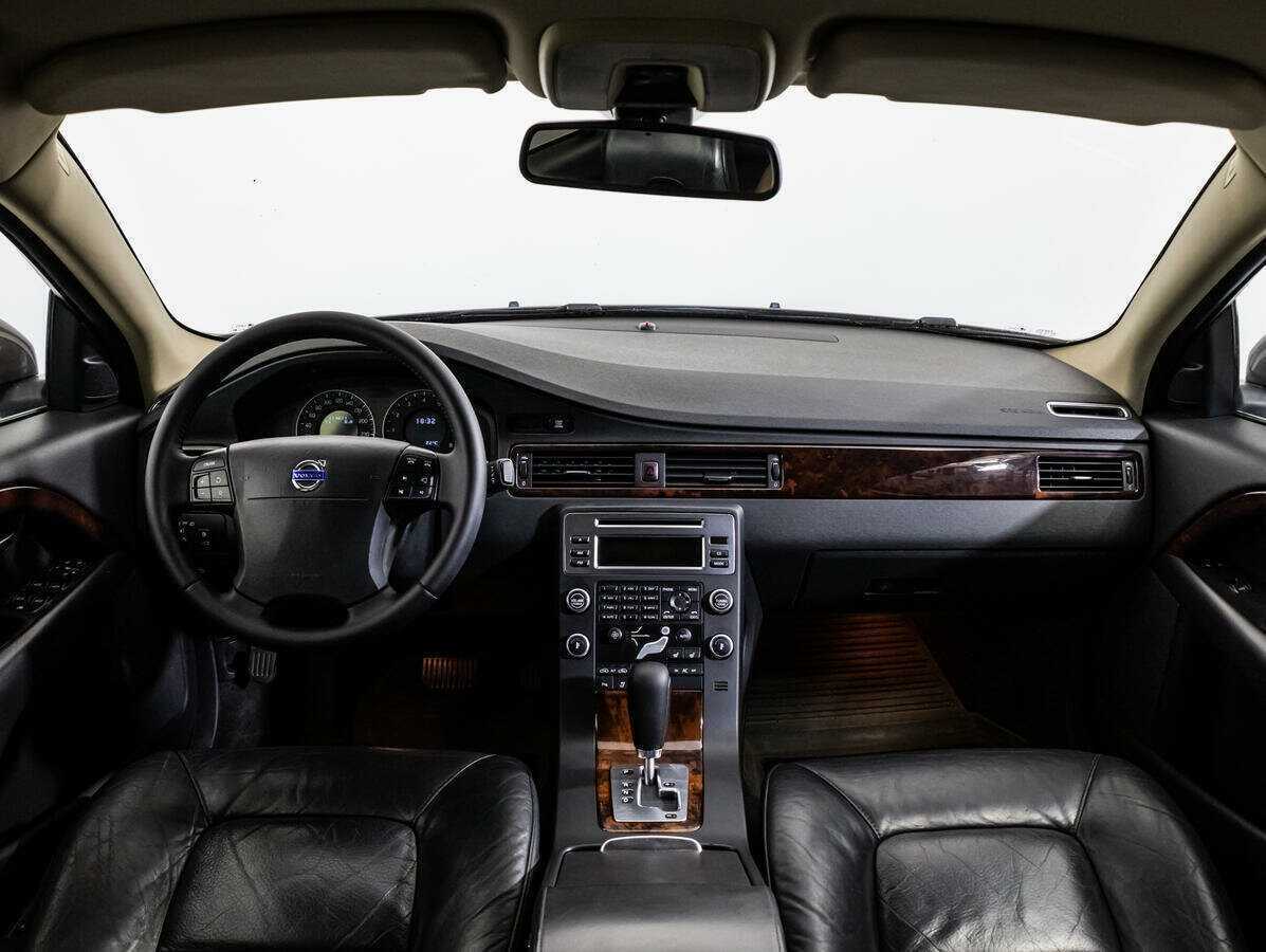 Купить Volvo S80 с пробегом. Фото: #10
