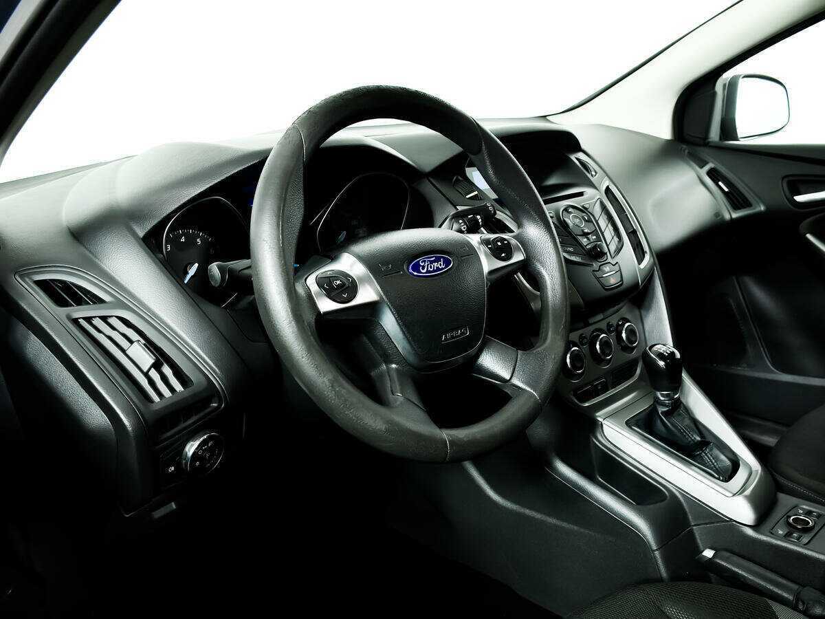 Купить Ford Focus с пробегом. Фото: #12