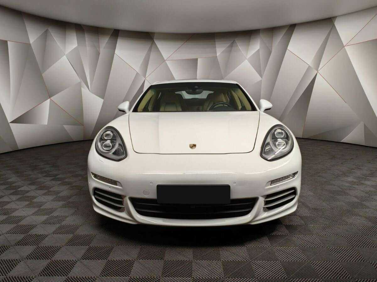 Купить Porsche Panamera с пробегом. Фото: #6