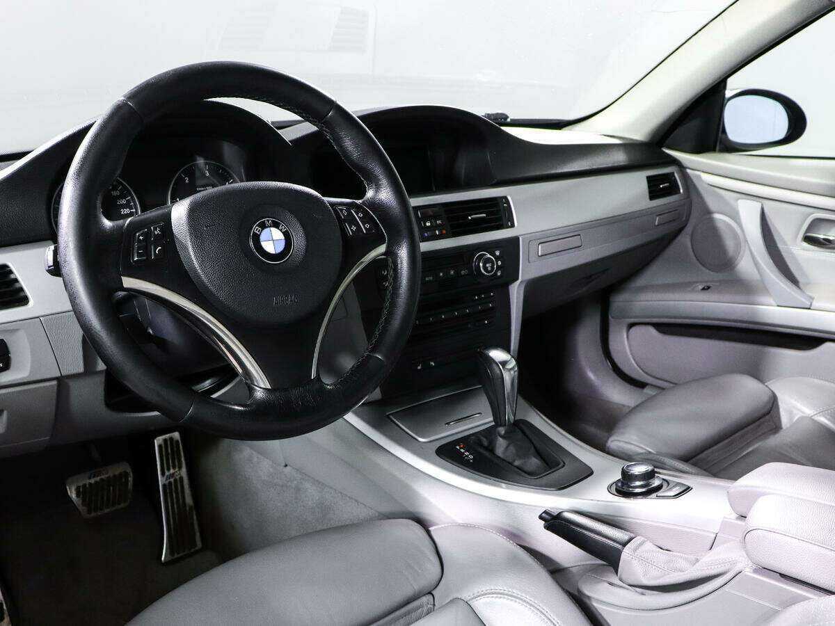 Купить BMW 3 серии с пробегом. Фото: #11
