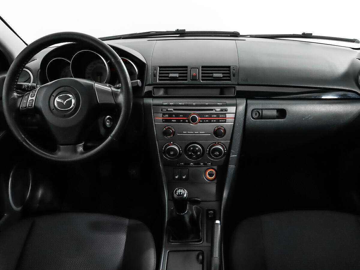 Купить Mazda 3 с пробегом. Фото: #11