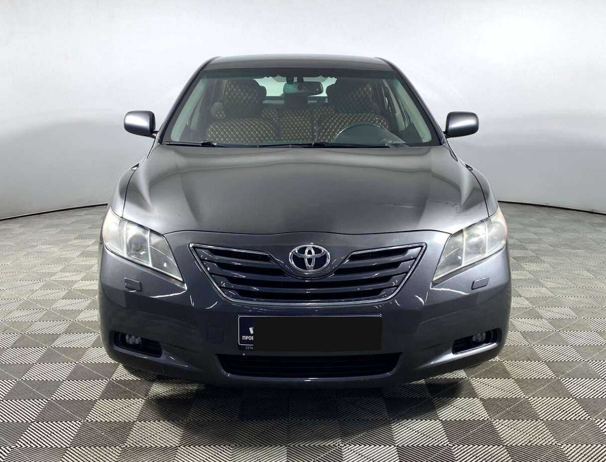 Купить Toyota Camry с пробегом. Фото: #0