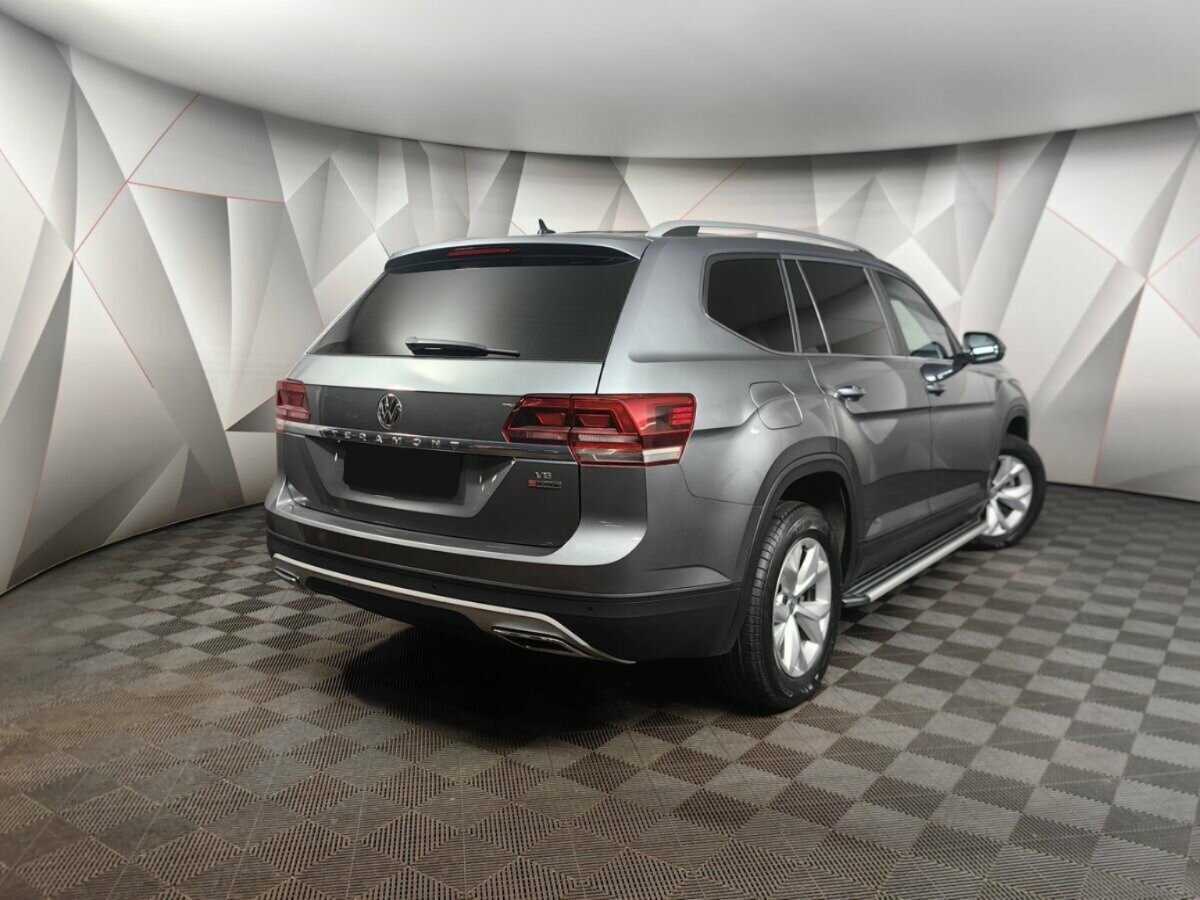 Купить Volkswagen Teramont с пробегом. Фото: #1