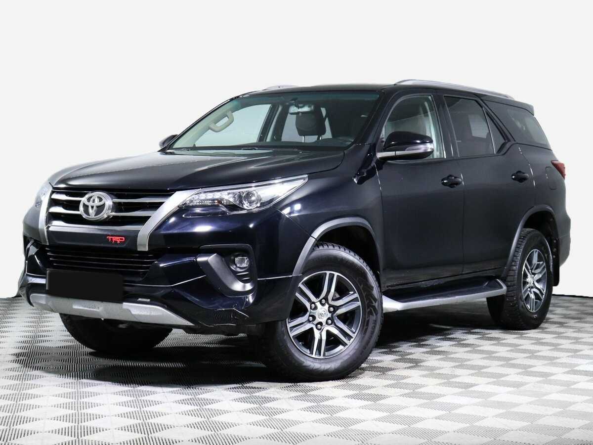 Купить Toyota Fortuner с пробегом. Посмотреть фото