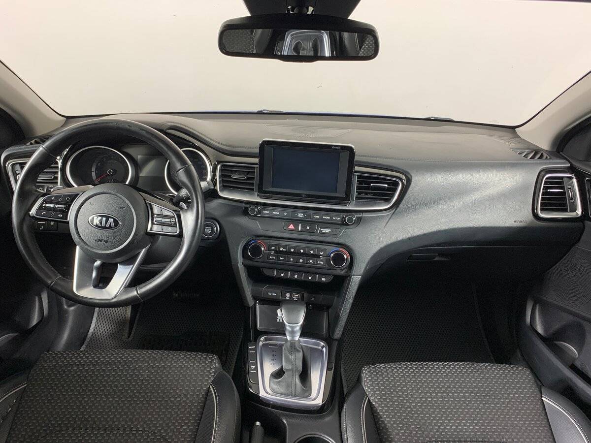 Купить Kia Ceed с пробегом. Фото: #11