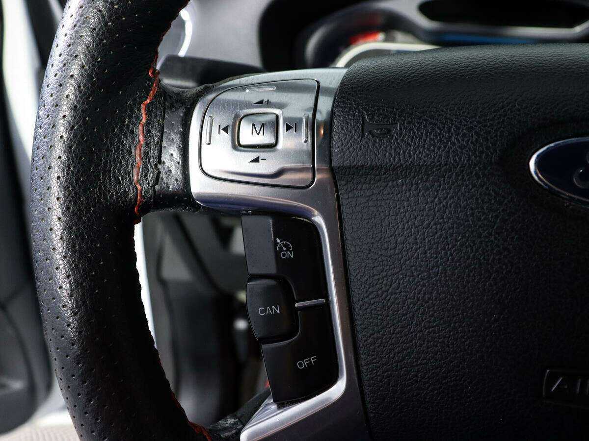 Купить Ford Mondeo с пробегом. Фото: #15