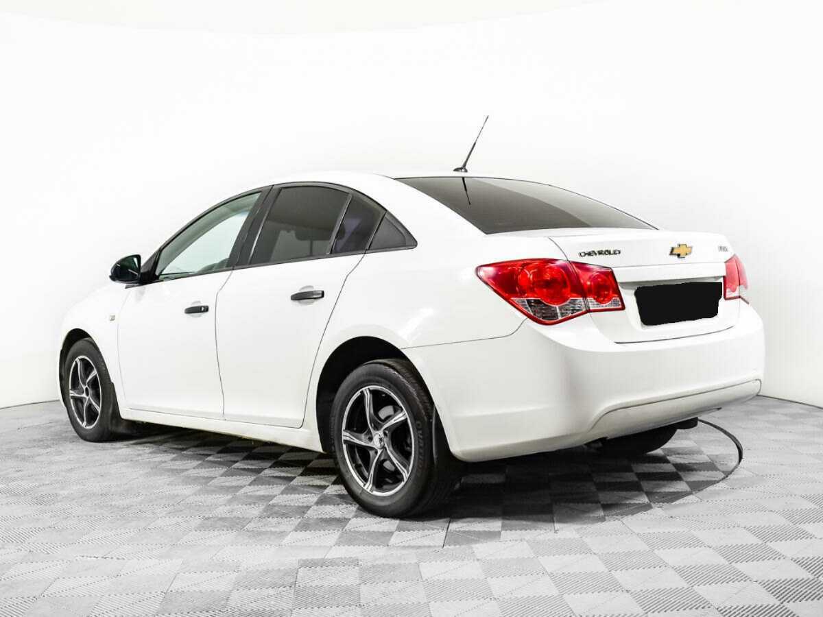 Купить Chevrolet Cruze с пробегом. Фото: #6