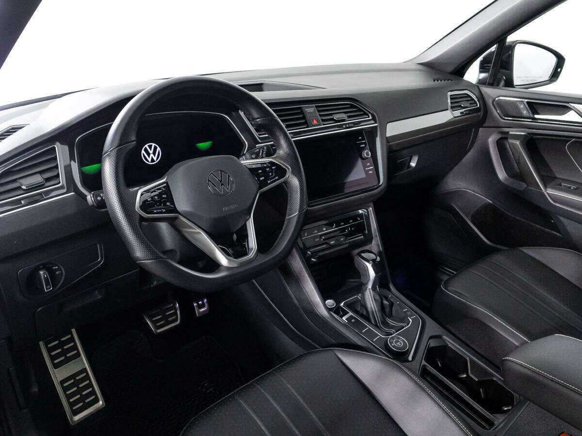 Купить Volkswagen Tiguan с пробегом. Фото: #10