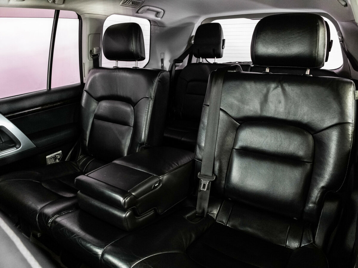 Купить Toyota Land Cruiser с пробегом. Фото: #21