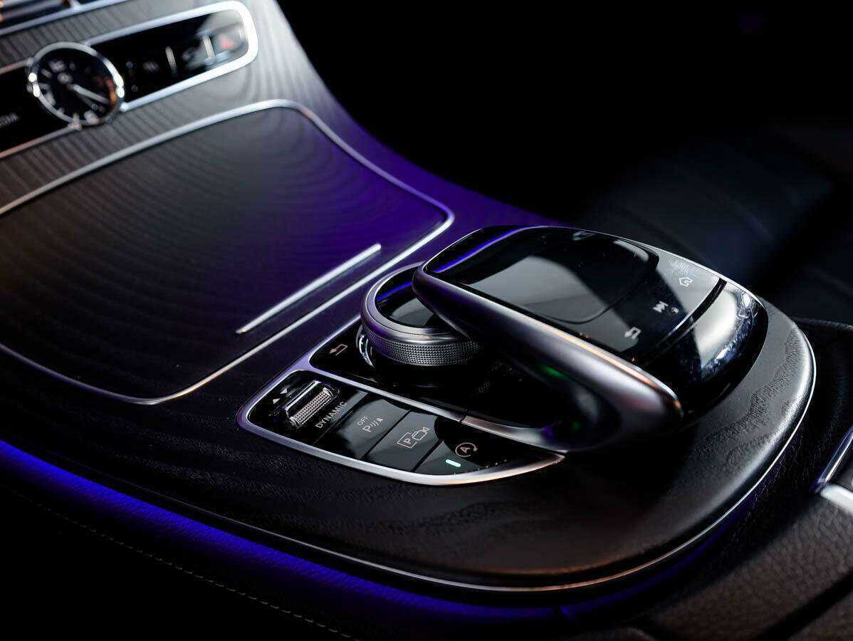 Купить Mercedes-Benz E-Класс с пробегом. Фото: #24