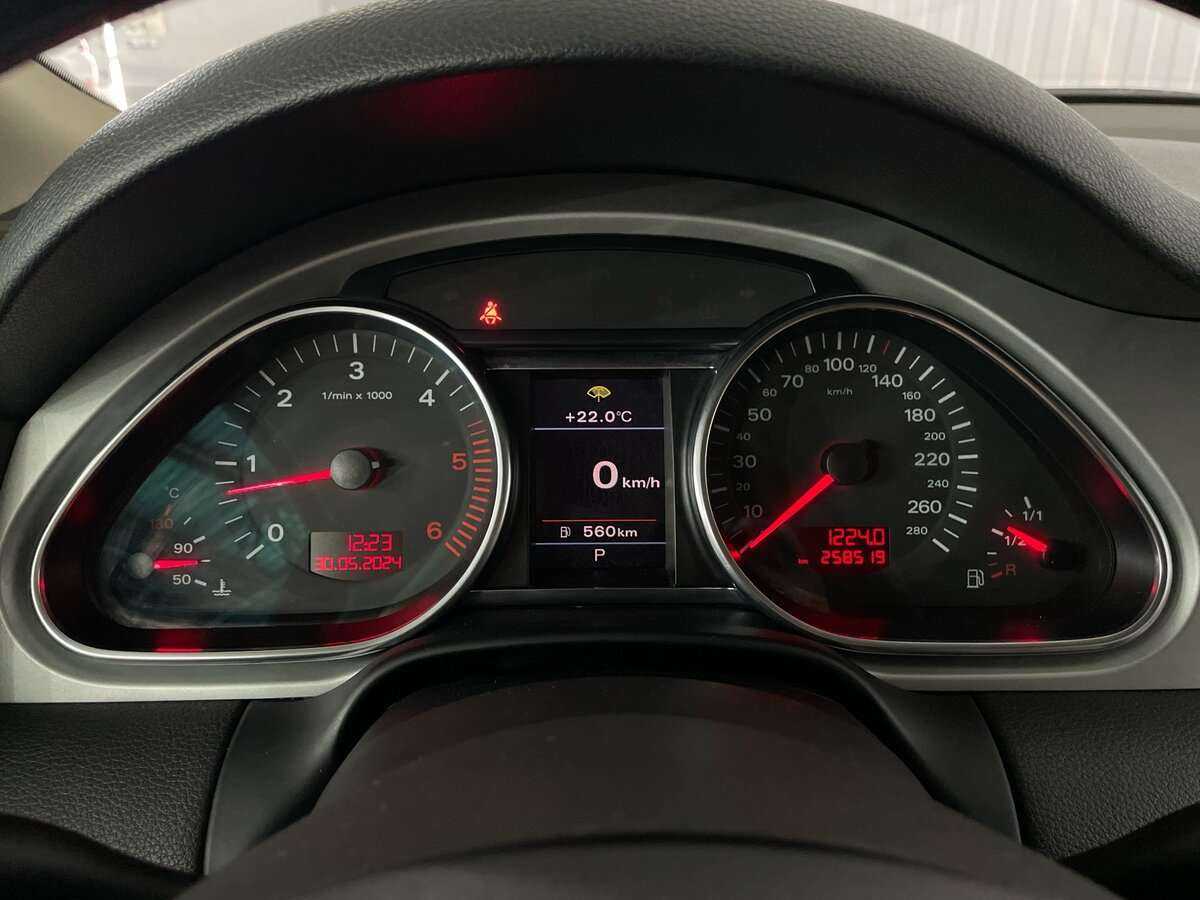 Купить Audi Q7 с пробегом. Фото: #11
