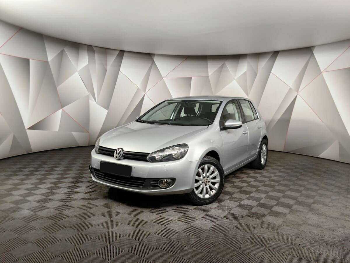 Купить Volkswagen Golf с пробегом. Фото: #0