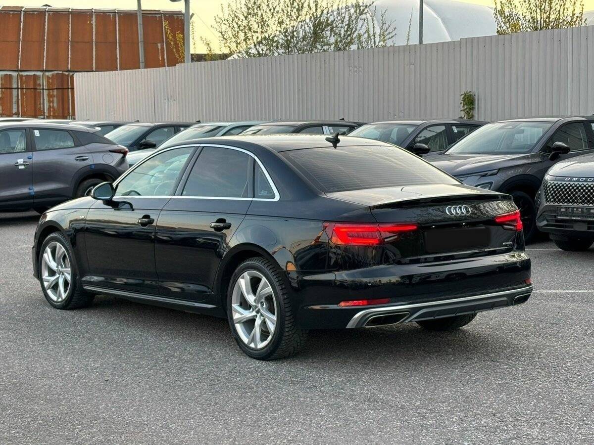 Купить Audi A4 с пробегом. Фото: #3