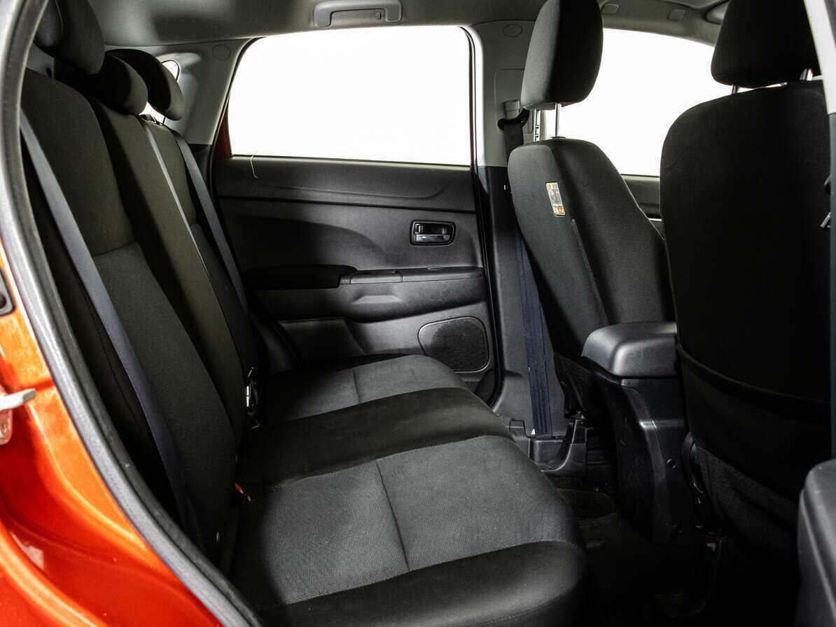 Купить Mitsubishi ASX с пробегом. Фото: #10