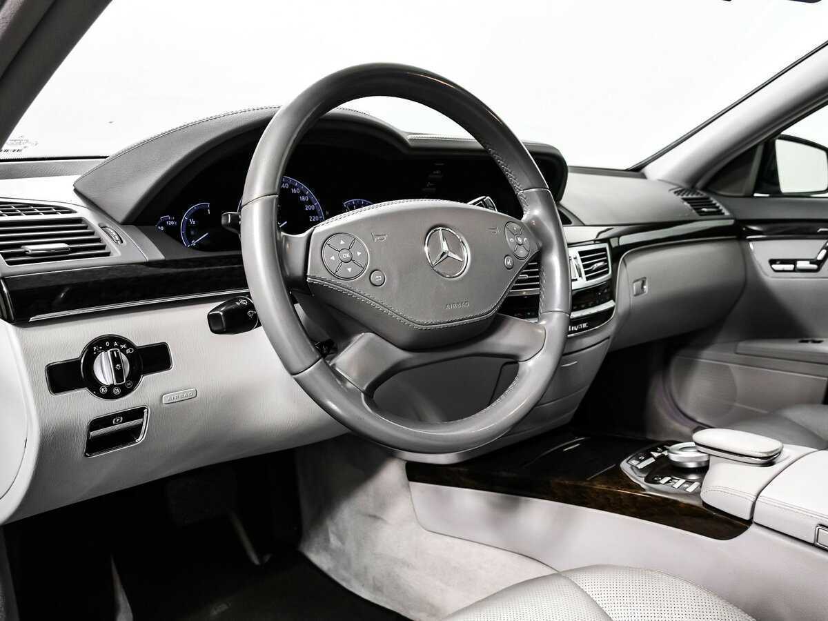 Купить Mercedes-Benz S-Класс с пробегом. Фото: #12