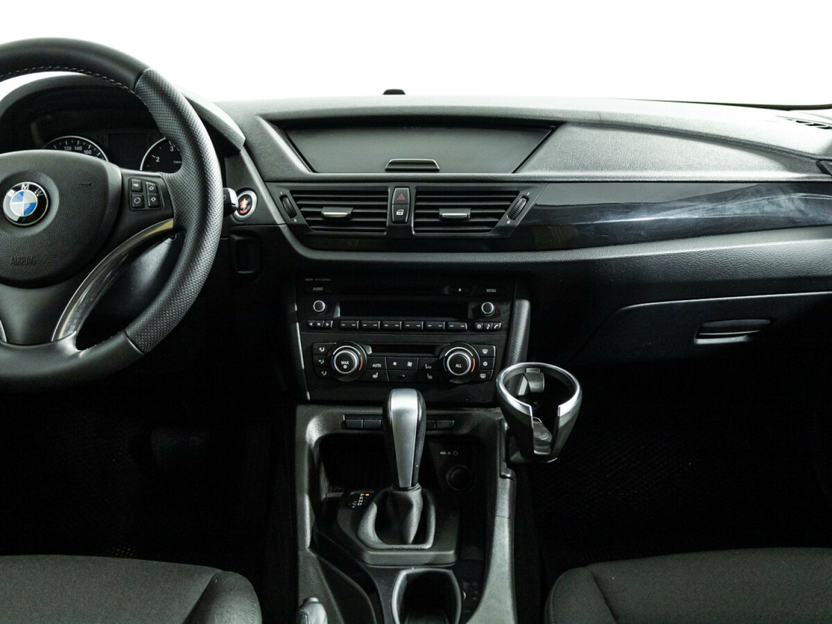 Купить BMW X1 с пробегом. Фото: #13