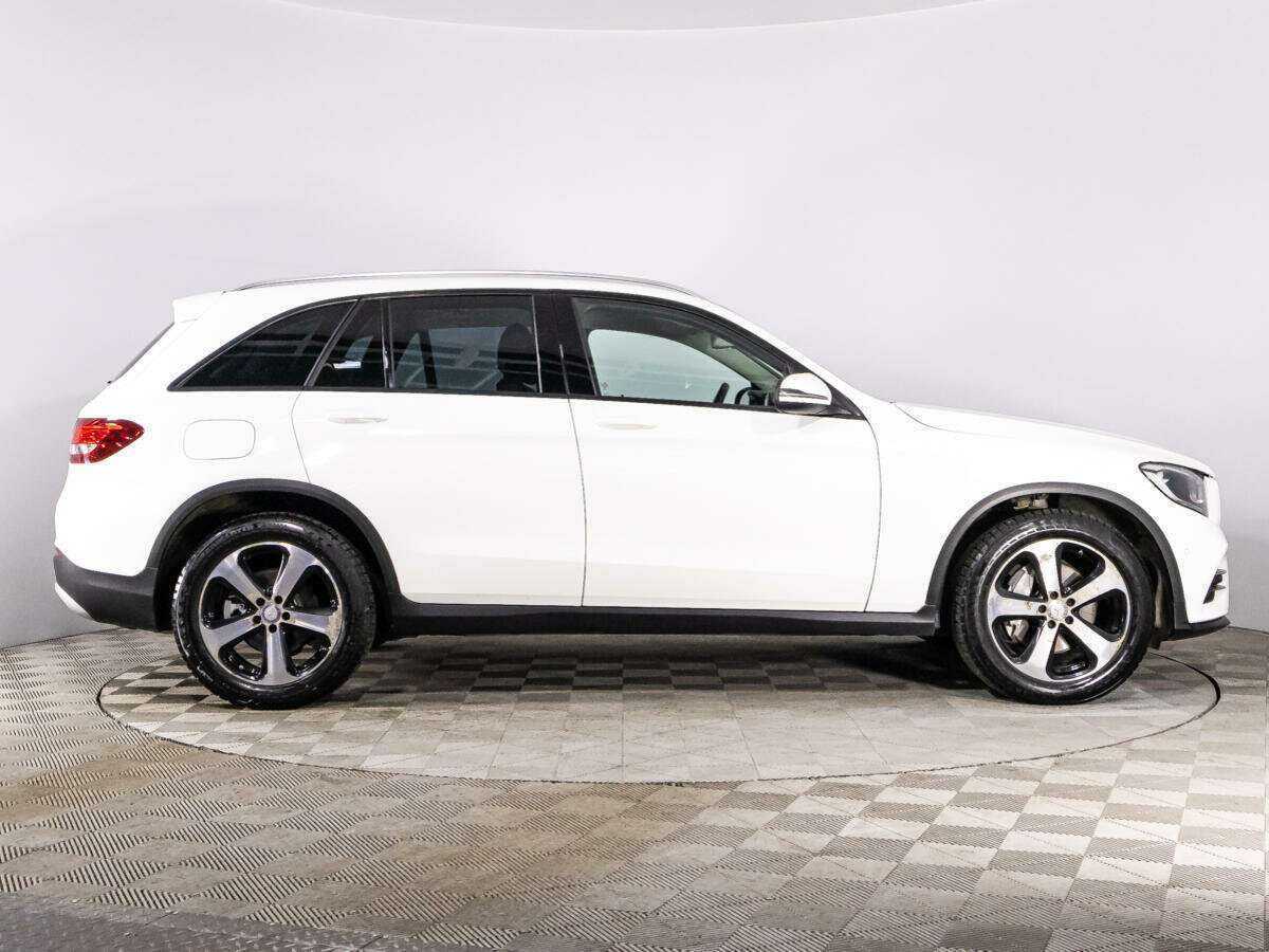 Купить Mercedes-Benz GLC с пробегом. Фото: #3