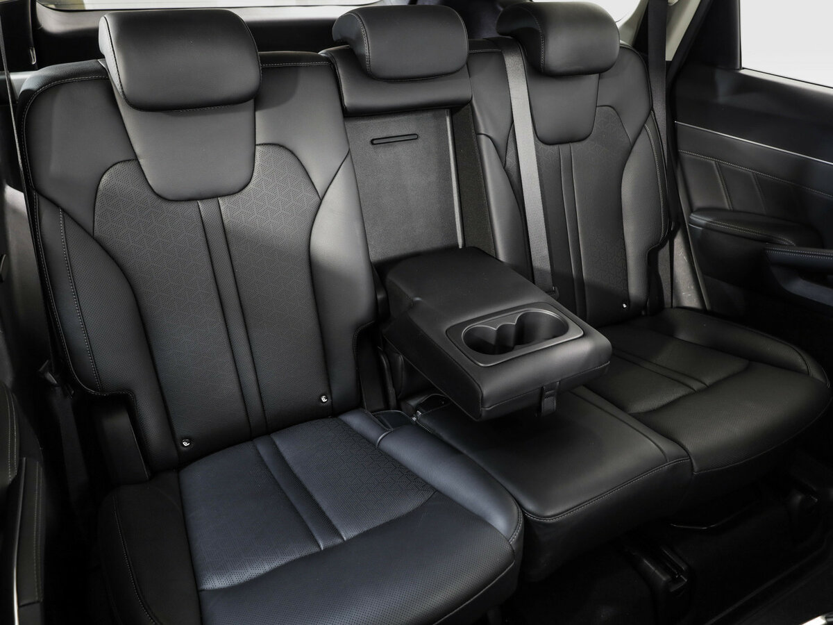 Купить Kia Sorento с пробегом. Фото: #27