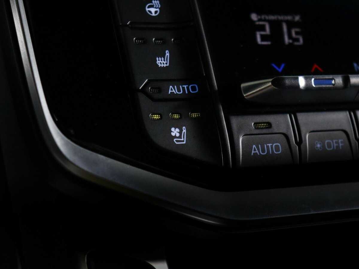 Купить Toyota Land Cruiser с пробегом. Фото: #26
