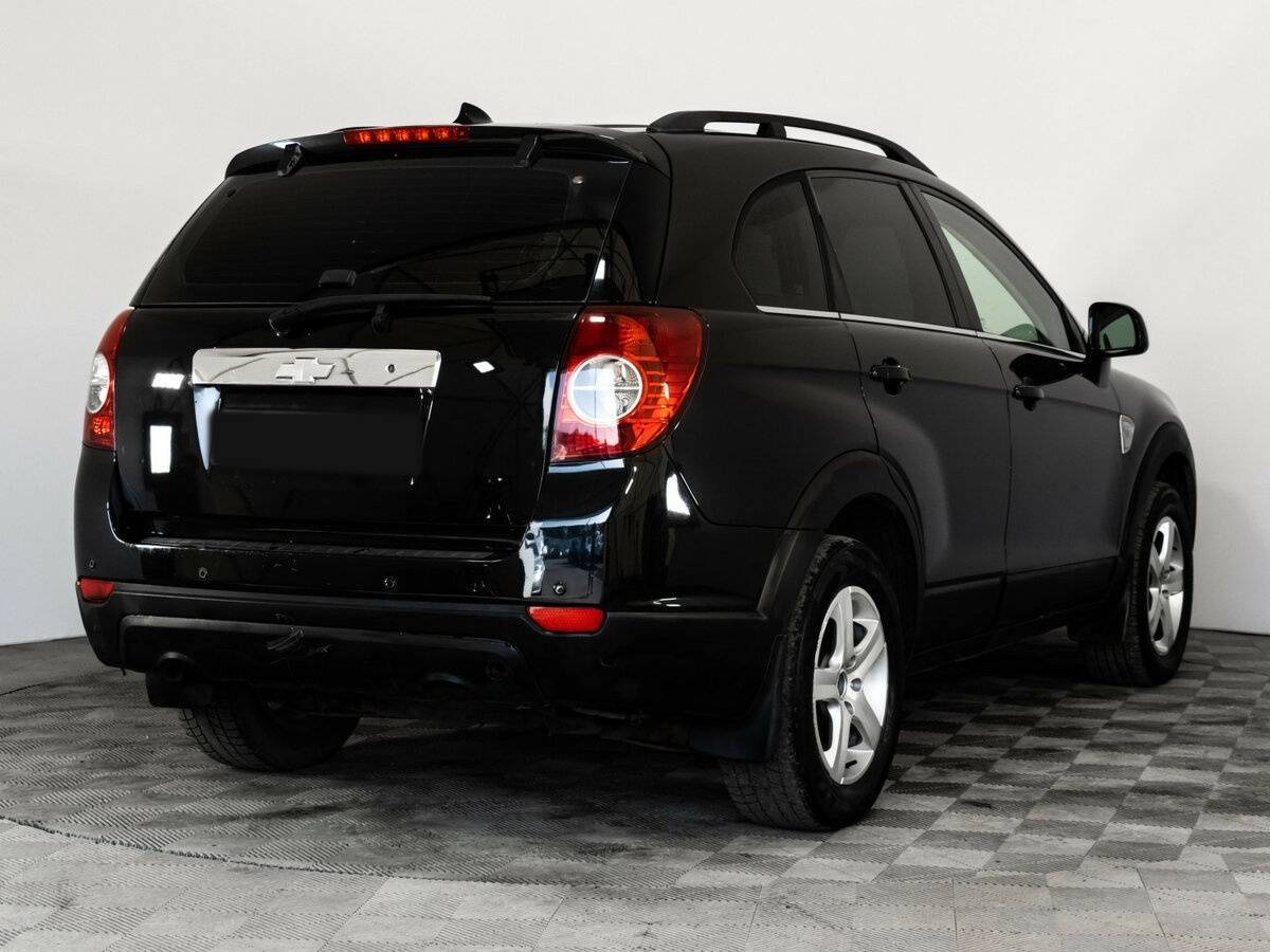 Купить Chevrolet Captiva с пробегом. Фото: #4