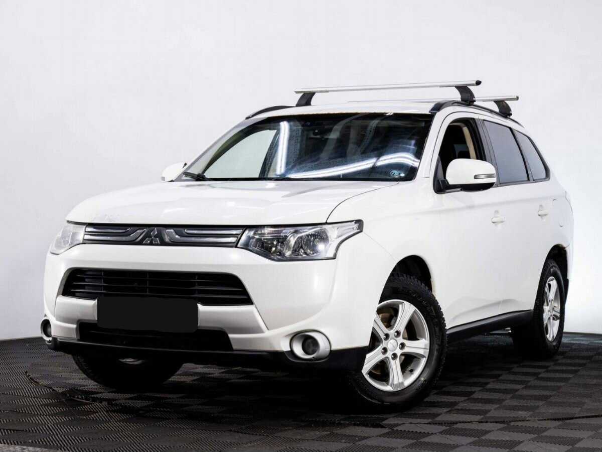 Купить Mitsubishi Outlander с пробегом. Посмотреть фото