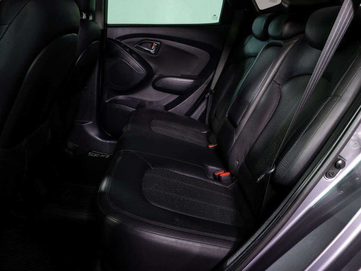 Купить Hyundai ix35 с пробегом. Фото: #9