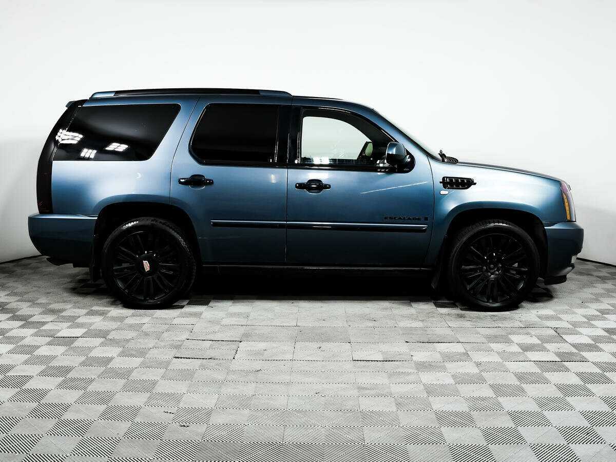 Купить Cadillac Escalade с пробегом. Фото: #3