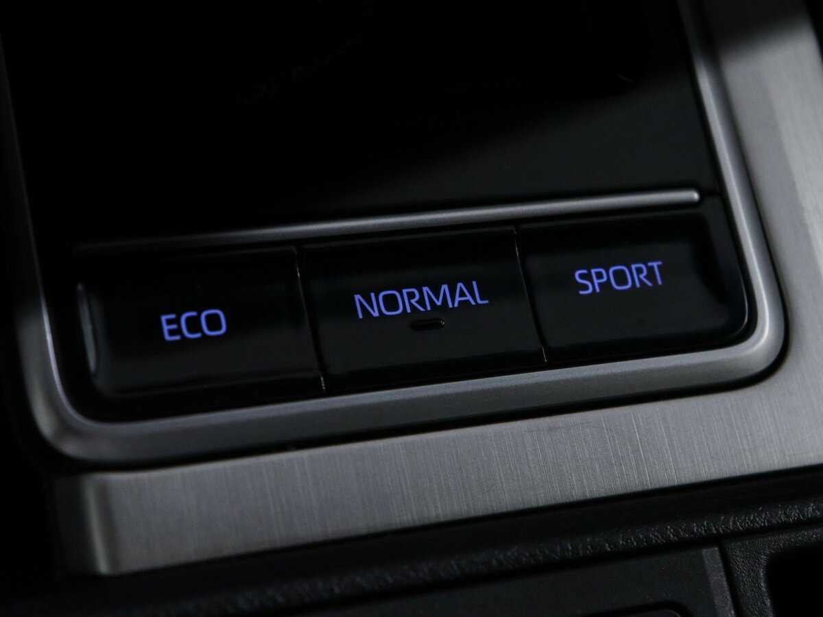 Купить Toyota Land Cruiser Prado с пробегом. Фото: #19