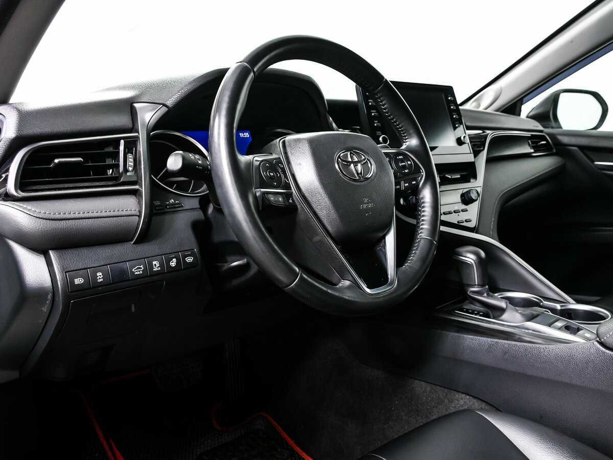Купить Toyota Camry с пробегом. Фото: #11