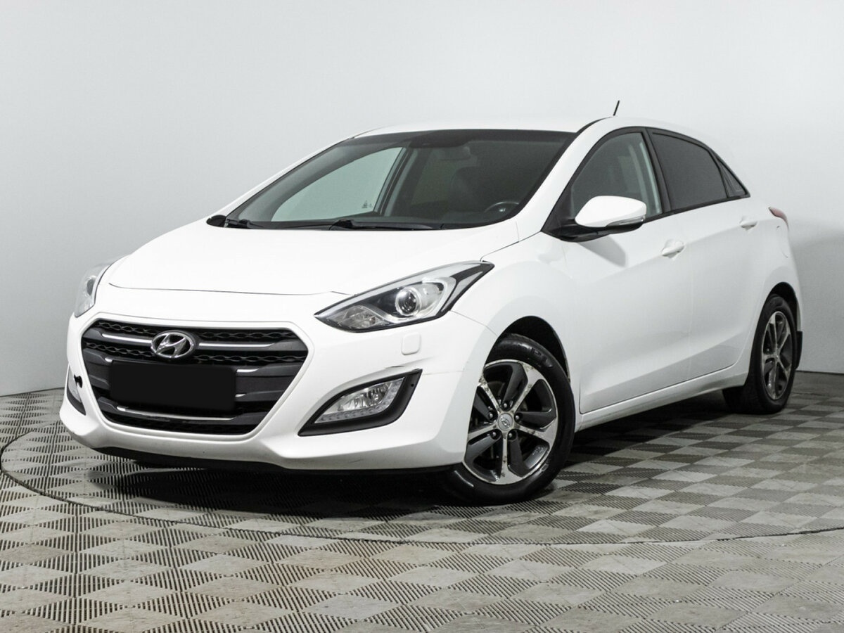 Купить Hyundai i30 с пробегом. Посмотреть фото