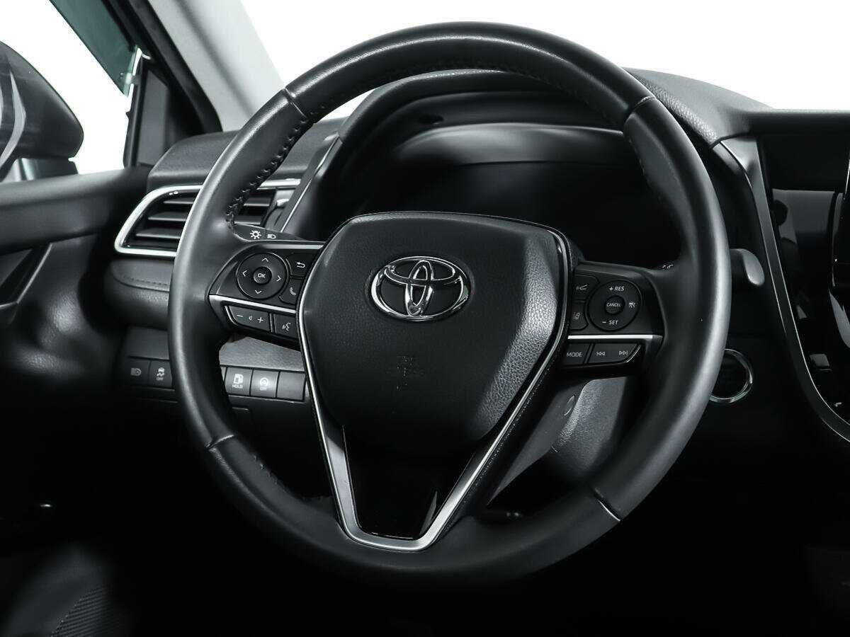 Купить Toyota Camry с пробегом. Фото: #13
