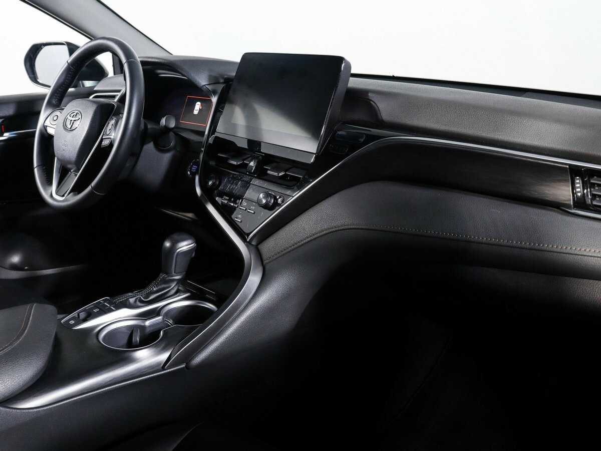 Купить Toyota Camry с пробегом. Фото: #8