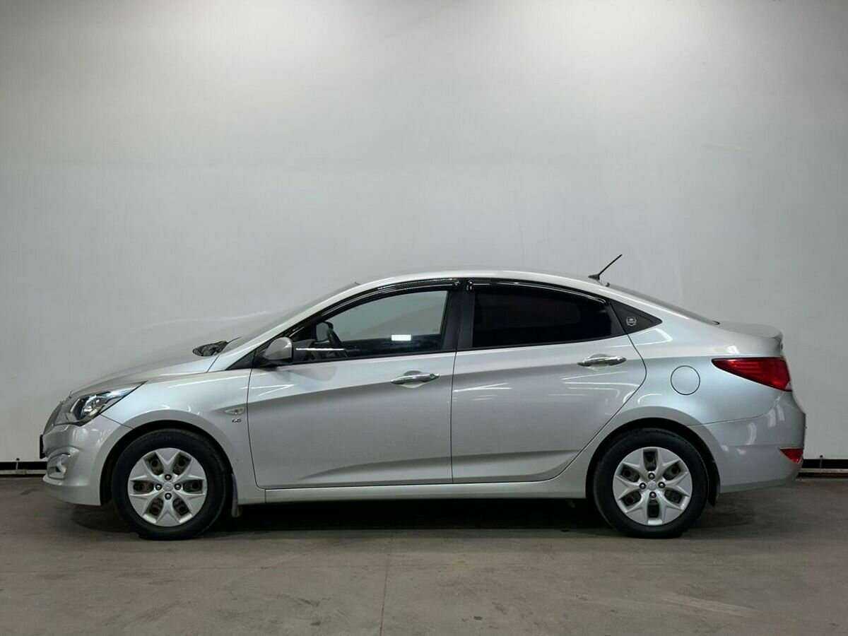 Купить Hyundai Solaris с пробегом. Фото: #7