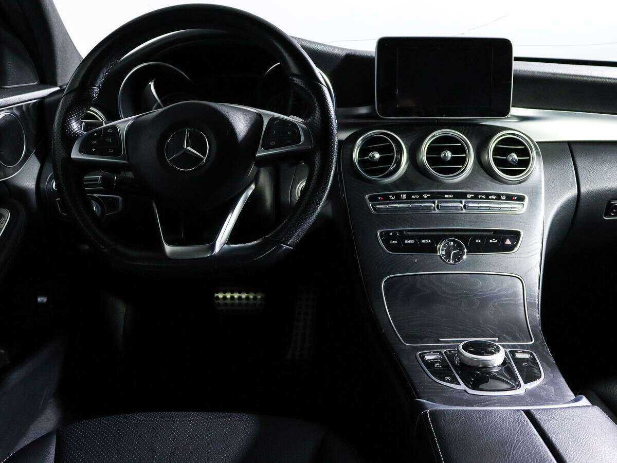 Купить Mercedes-Benz C-Класс с пробегом. Фото: #10