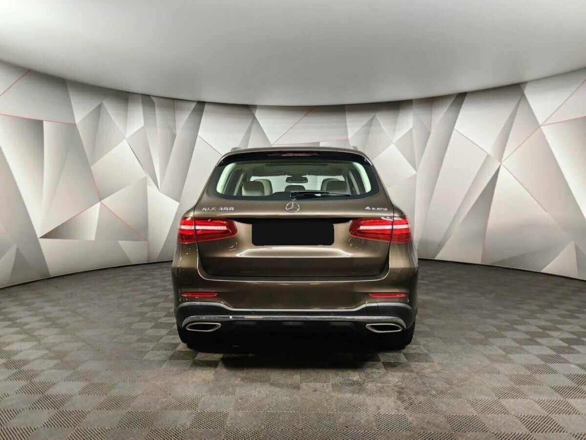 Купить Mercedes-Benz GLC с пробегом. Фото: #7