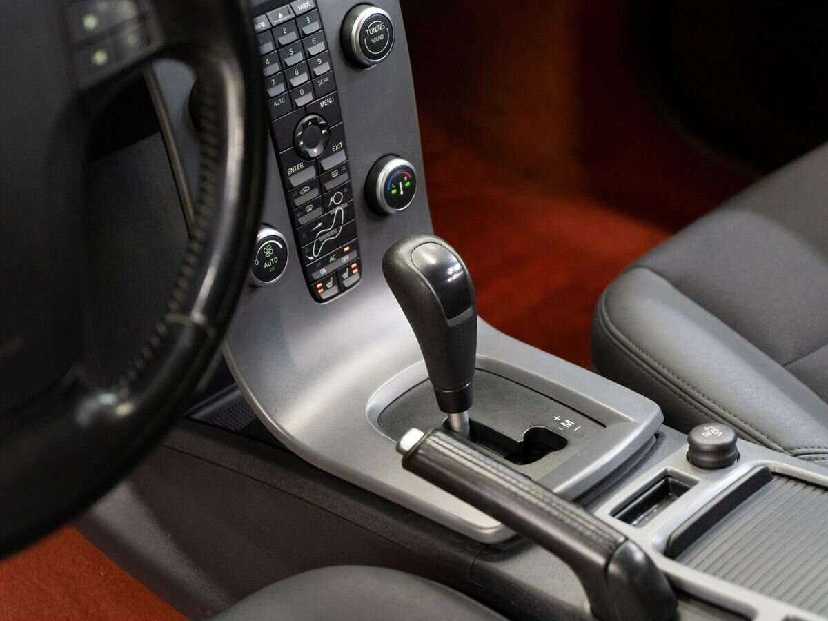 Купить Volvo C30 с пробегом. Фото: #10
