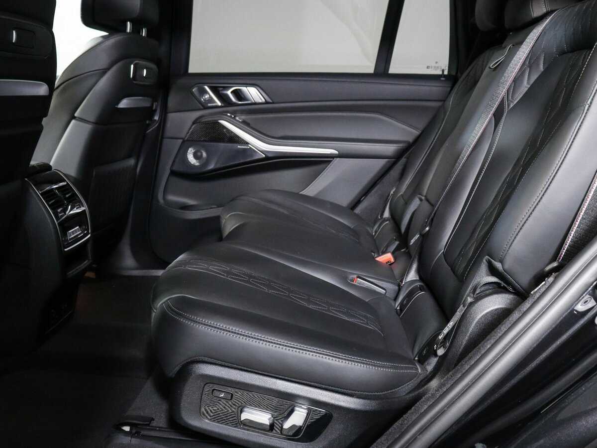 Купить BMW X7 с пробегом. Фото: #6