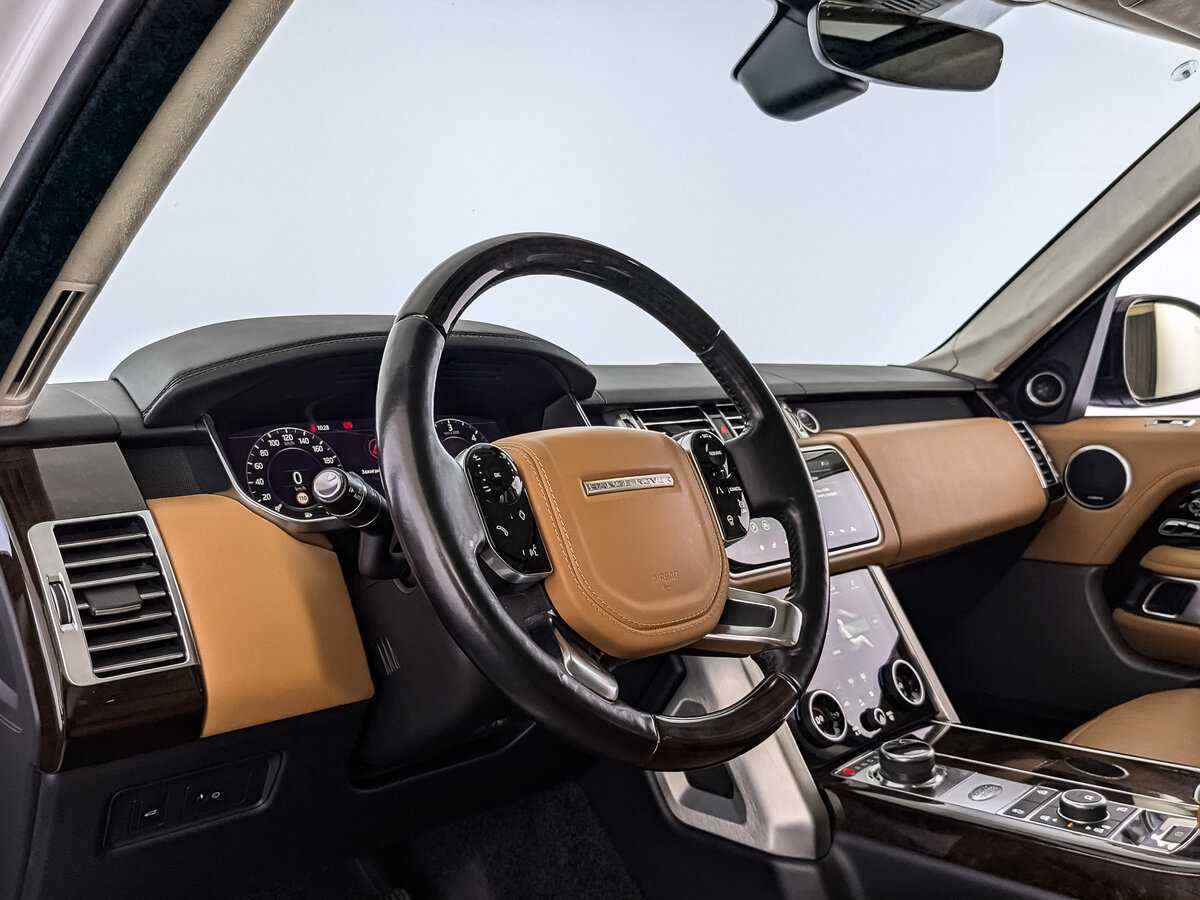 Купить Land Rover Range Rover с пробегом. Фото: #10