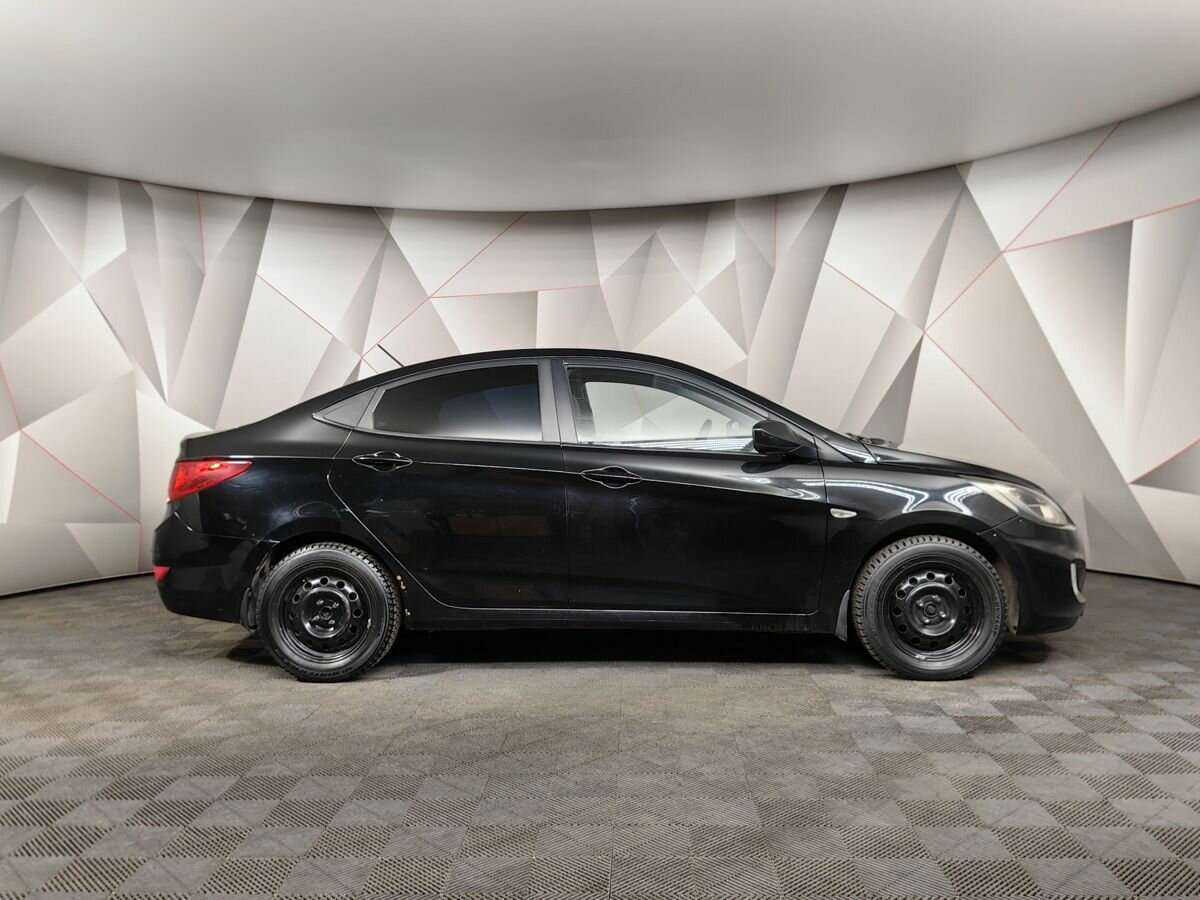 Купить Hyundai Solaris с пробегом. Фото: #5