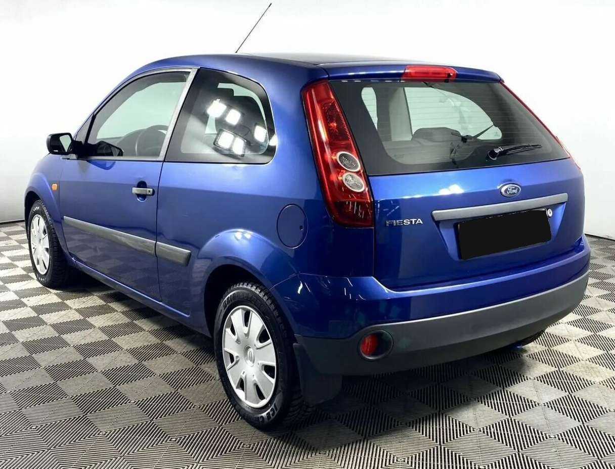 Купить Ford Fiesta с пробегом. Фото: #6