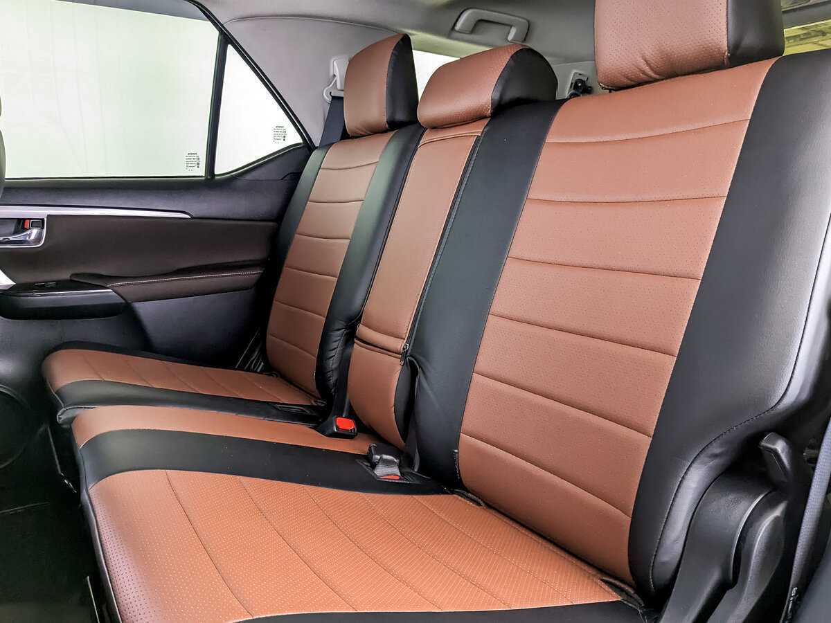 Купить Toyota Fortuner с пробегом. Фото: #9