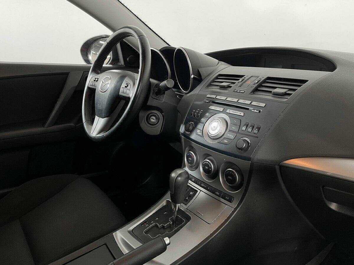 Купить Mazda 3 с пробегом. Фото: #6