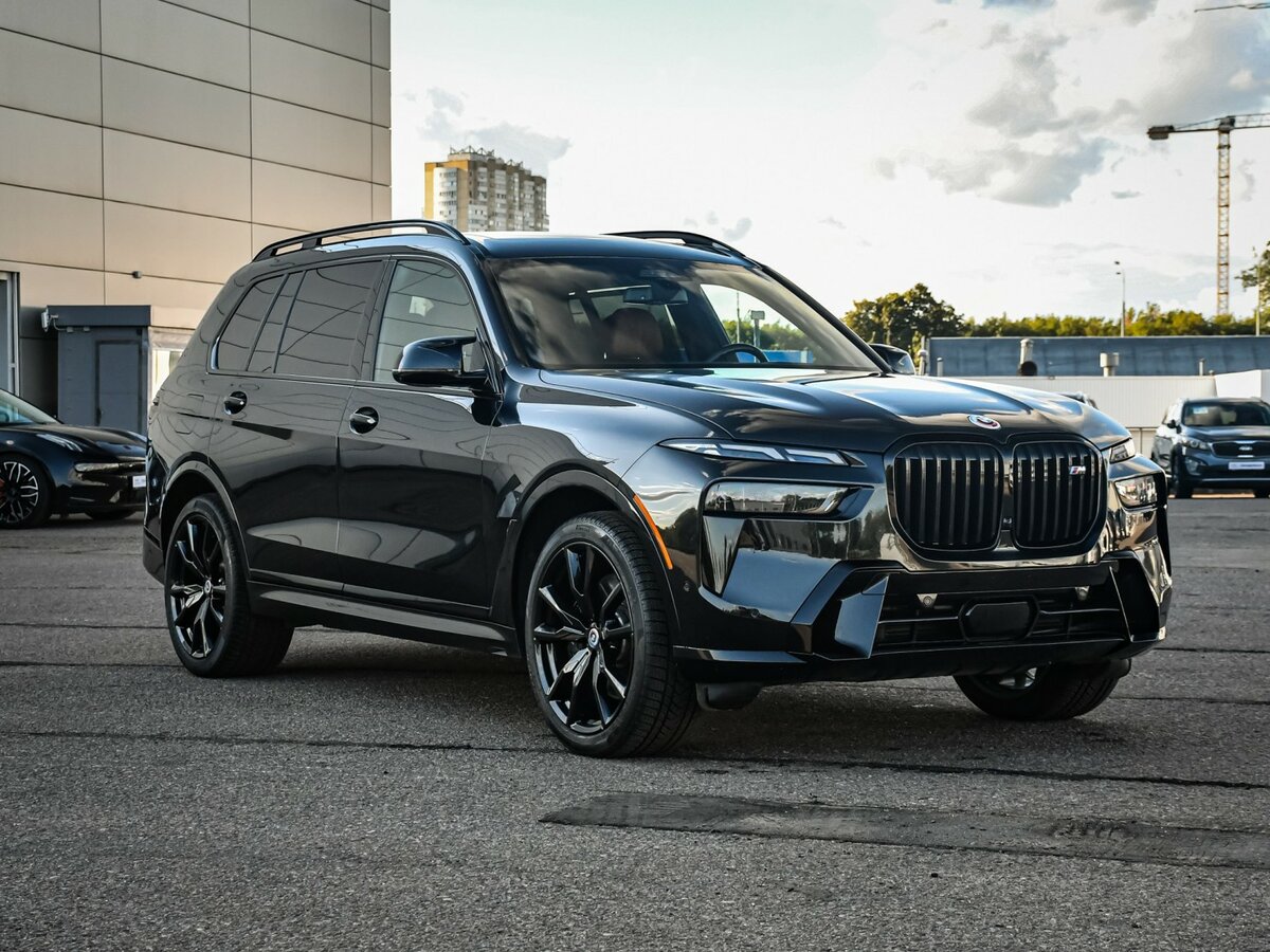 Купить BMW X7 с пробегом. Фото: #2