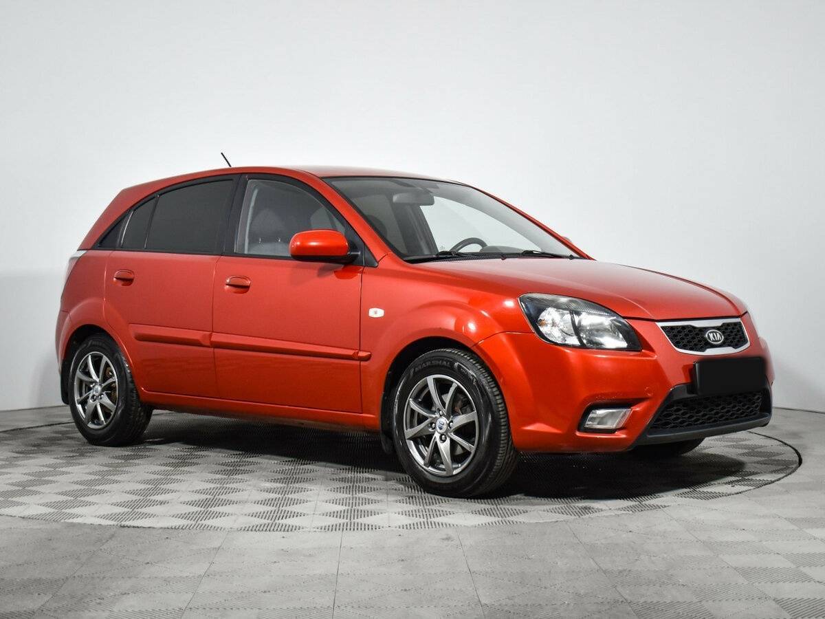 Купить Kia Rio с пробегом. Фото: #2