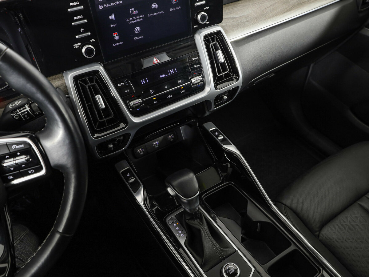 Купить Kia Sorento с пробегом. Фото: #19
