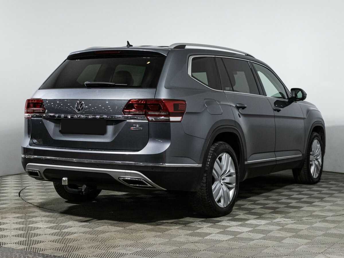 Купить Volkswagen Teramont с пробегом. Фото: #3