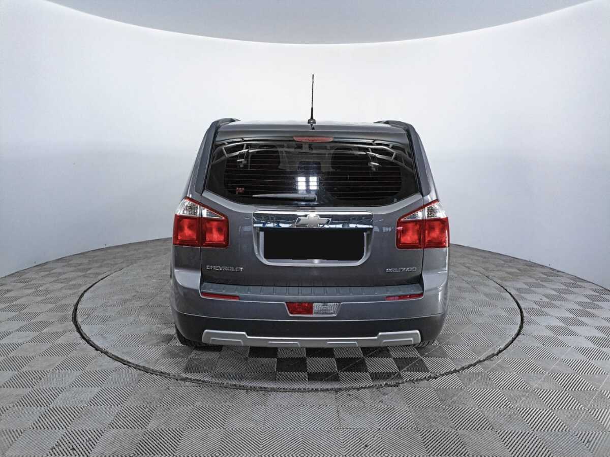 Купить Chevrolet Orlando с пробегом. Фото: #5