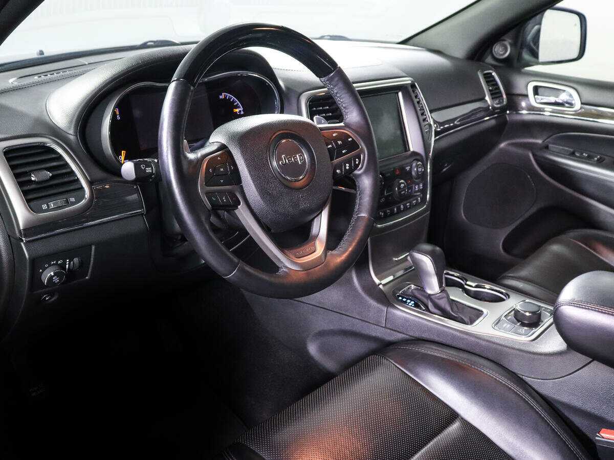 Купить Jeep Grand Cherokee с пробегом. Фото: #10