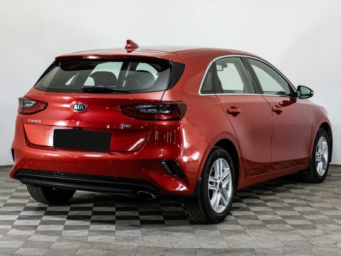 Купить Kia Ceed с пробегом. Фото: #4
