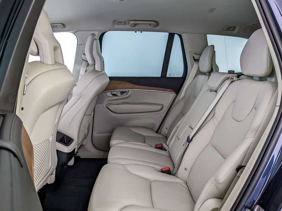 Купить Volvo XC90 с пробегом. Фото: #9